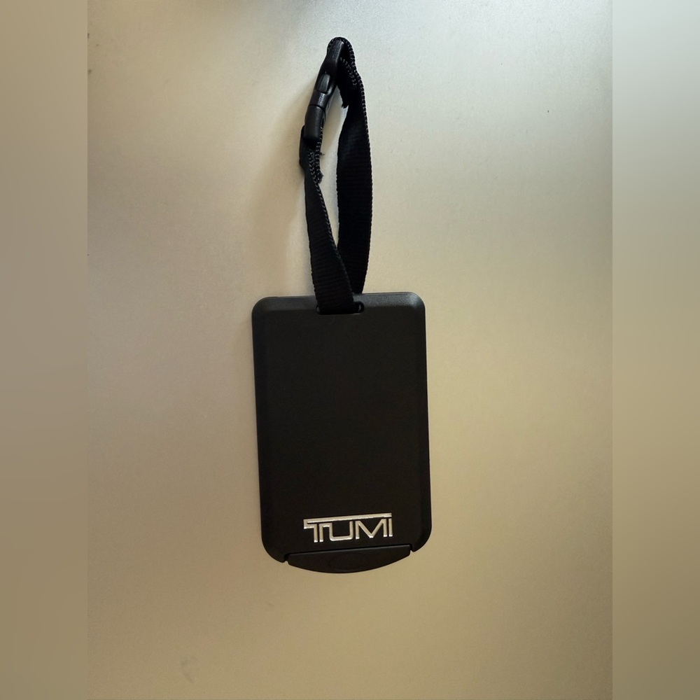 New Tumi Black Plastic Luggage Suitcase Name Tag